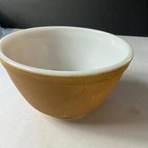 vintage Pyrex #401 nesting mixing bowl Harvest Gold Americana brown 1 1/2 Pints